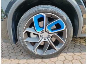 LYNK & CO 01 1500 BENZ PLUG-IN HYBRID